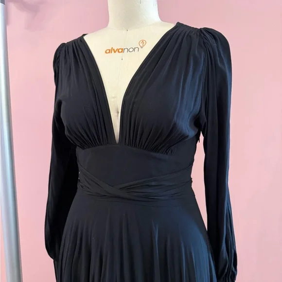 Trashy Diva Gene Black Plunging V-Neck Long Sleeve Maxi Dress - Picture 2 of 5